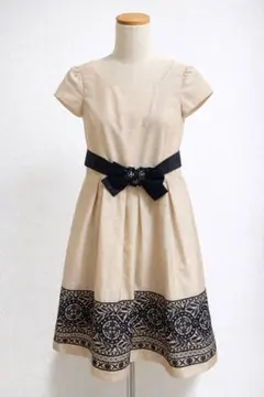 ドレス　ワンピース　刺繍　お呼ばれ　結婚式　入学式　卒業式　パーティー　2次会