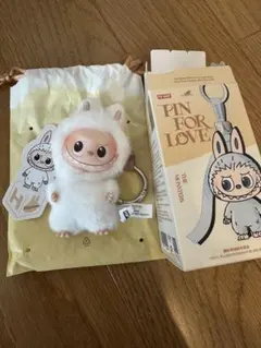 ラブブ　アルファベットH PIN FOR LOVE シリーズLabubu