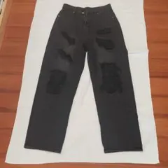 ダメージ加工 ブラック ストレートデニム