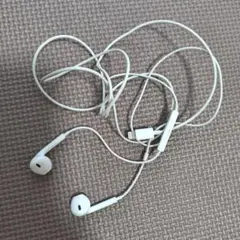 Apple EarPods Lightning接続 イヤフォン