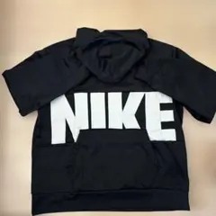 【160センチ相当】NIKE ブラック パーカー フード付き
