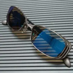 Item thumbnail for item bfc32705-3722-4b01-ab13-bbff8dd2b83e