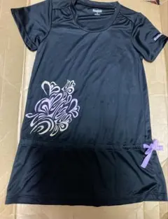 美品★Reebok 半袖Tシャツ ブラック Sサイズのサムネイル