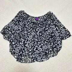 花柄フリルシフォン五分袖シャツ　F　ブラウス　韓国製　総柄　a1776