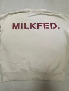 MILKFED. クルーネックスウェットクリーム色