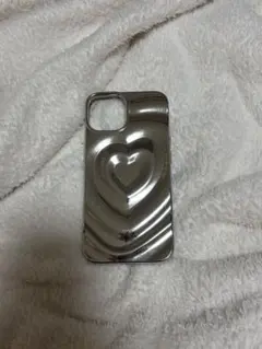 メタリックハート型iPhoneケース13.14