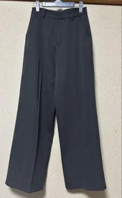 ダークグレー ワイドレッグ スラックス　GRL
