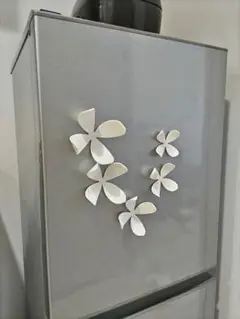 白い花びら　立体　マグネット（大小5枚セット）