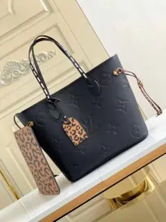 Louis Vuitton ブラック トートバッグ