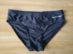 競パン スピード 早稲田エンジ色 140サイズ 使用感あります 競パン スピード 早稲田エンジ色 140サイズ 使用感あります