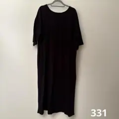 新品未使用　スタディオクリップ　黒のロングワンピース 五部袖
