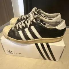 adidas × HYKE SUPERSTAR スニーカーのサムネイル