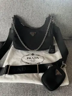 PRADA ブラック ショルダーバッグ