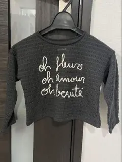 ZARA 104cm 黒文字入りクロップドトップス