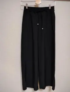 黒×ストライプ　ワイドパンツ