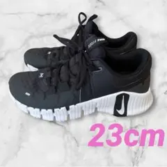 美品❣️ NIKE ナイキ　メトコン　スニーカー ブラック ホワイト　23のサムネイル
