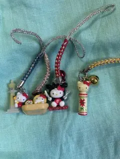 ハローキティ チャーム付きストラップ 4個セット