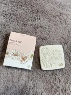 PAUL＆JOE コンパクト1
