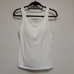 ユニクロ ブラトップ（ホワイト・XL）