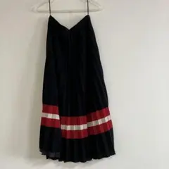 ZARA WOMAN ブラックレッド プリーツスカートのサムネイル