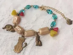 ヴィンテージ猫チャーム ヴィンテージ ビーズ ブレスレット