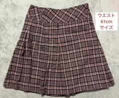 赤 ひざ丈スカート