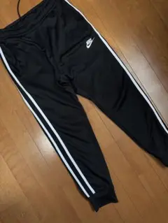 Nike ブラック ジャージ　細め