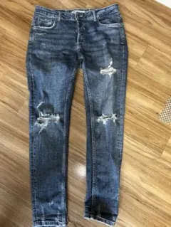 ＺＡＲＡ　MＥＮダメージ加工ダークブルースキニージーンズ