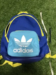 adidas アディダスリュックバックパック小学生遠足男子女子男児女児青水色黄色のサムネイル