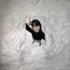 LESSERAFIM ウンチェ トレカ