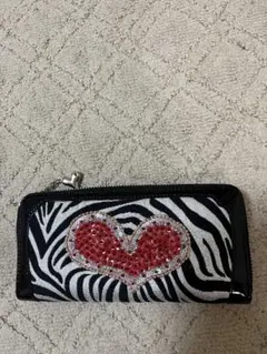 Think Bee! ゼブラ柄 ハート装飾 長財布