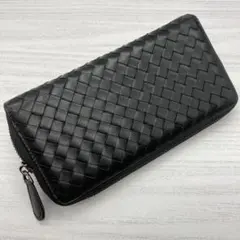 【新品未使用】羊革イントレチャート長財布　ラウンドファスナー　ジップアラウンド黒のサムネイル
