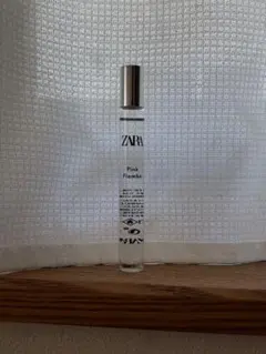 ZARA Pink Flambé 香水 ロールオンのサムネイル