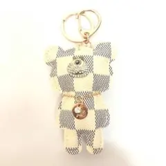 【残りわずか】キラキラ クマさん キーホルダー チャーム キーリング ホワイト白