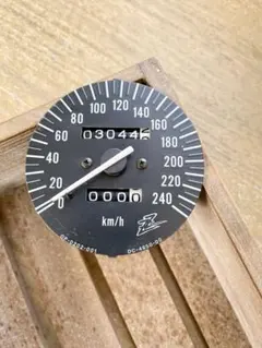 ゼファーχ・ZRX400用240Km/hスピードメーター 廃盤・超希少 2026年最新】ゼファーχ メーターの人気アイテム - メルカリ