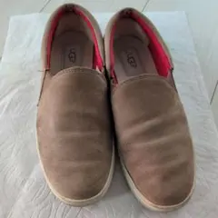 UGG スェードスリッポン