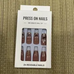 ネイルチップ　press on nails ピンク　花　夏　ネイル