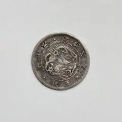 M502　明治3年 旭日竜5銭銀貨・明治4年 旭日大字5銭銀貨(後期) 全2枚 M502 明治3年 旭日竜5銭銀貨・明治4年 旭日大字5銭