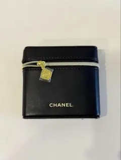 CHANEL ブラックレザー　ミラー付きリップケース ポーチ