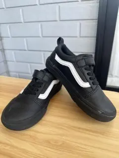 vans キッズ ブラック スニーカー 18センチ