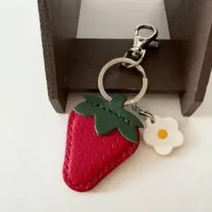 いちごのキーホルダー　赤