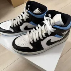 Nike WMNS Air Jordan 1 Mid Black/Blue