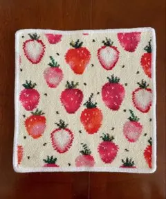 美品 ラブラリーバイフェイラー ストロベリードット プティバス ハンカチ 美品 ラブラリーバイフェイラー ストロベリードット プティバス