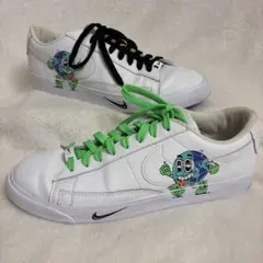 Item thumbnail for item 071f4b63-2b39-495a-a751-29ef88886866