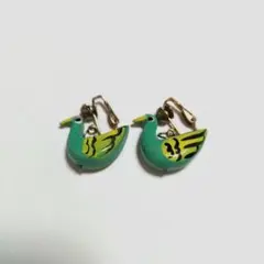 イヤリング　鳥　 緑と黄色