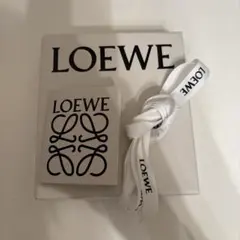 LOEWE箱とリボンのサムネイル