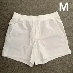 お値下げ中 Lululemon Zeroed In ショートパンツ M 新品のサムネイル