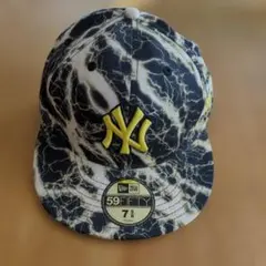 Item thumbnail for item f4dbe13d-3d47-4e7c-ac20-f3a9b2384934