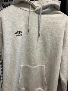 umbro フード付きパーカー ライトグレー