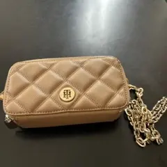 本当に最終‼️tommy hilfiger キルテッドスモールチェーンバッグ